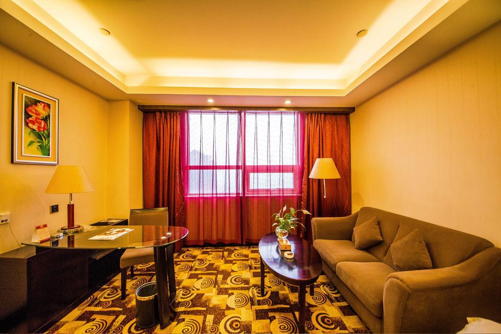 Jingzhou International Hotel Шицзячжуан Екстер'єр фото