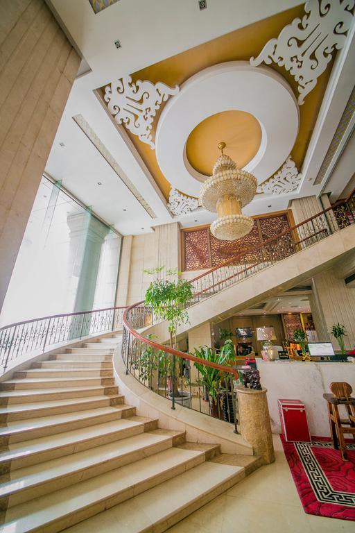 Jingzhou International Hotel Шицзячжуан Екстер'єр фото
