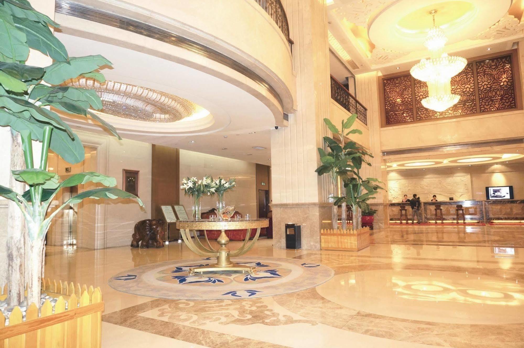 Jingzhou International Hotel Шицзячжуан Екстер'єр фото